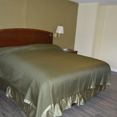 Regency Inn Toccoa Eksteriør billede
